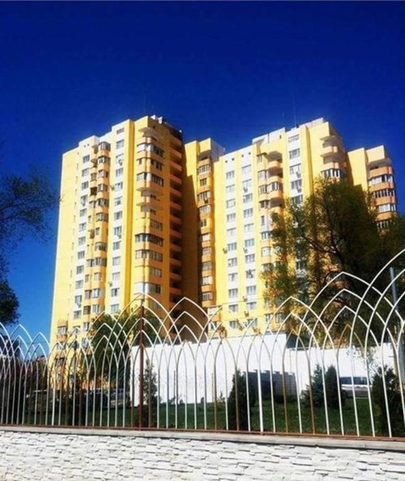 Loft Centr Apartment Tiraspol Exterior foto